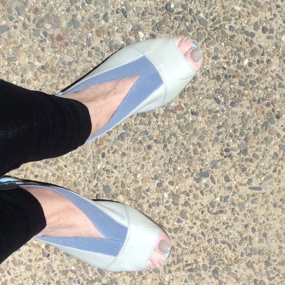 CLOUD Beyond Comfortable SHOES Size 39